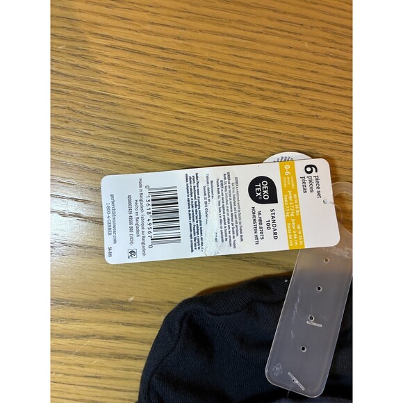 NWT Gerber 2-Pack Hats & Mittens - 0-6M - Picture 3 of 3